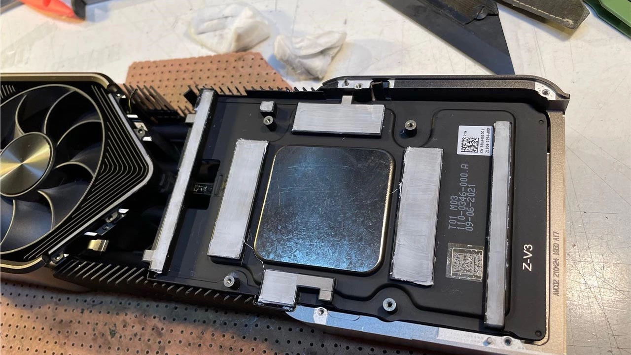 NVIDIA GeForce RTX 3080 Founders Edition: Thermal Pad Guide